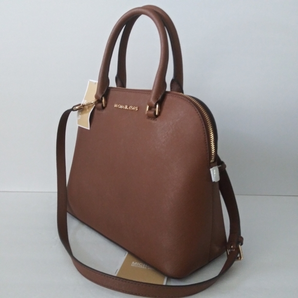 NWT MICHAEL KORS CINDY LARGE DOME SATCHEL โฆ - Picture 2 of 15